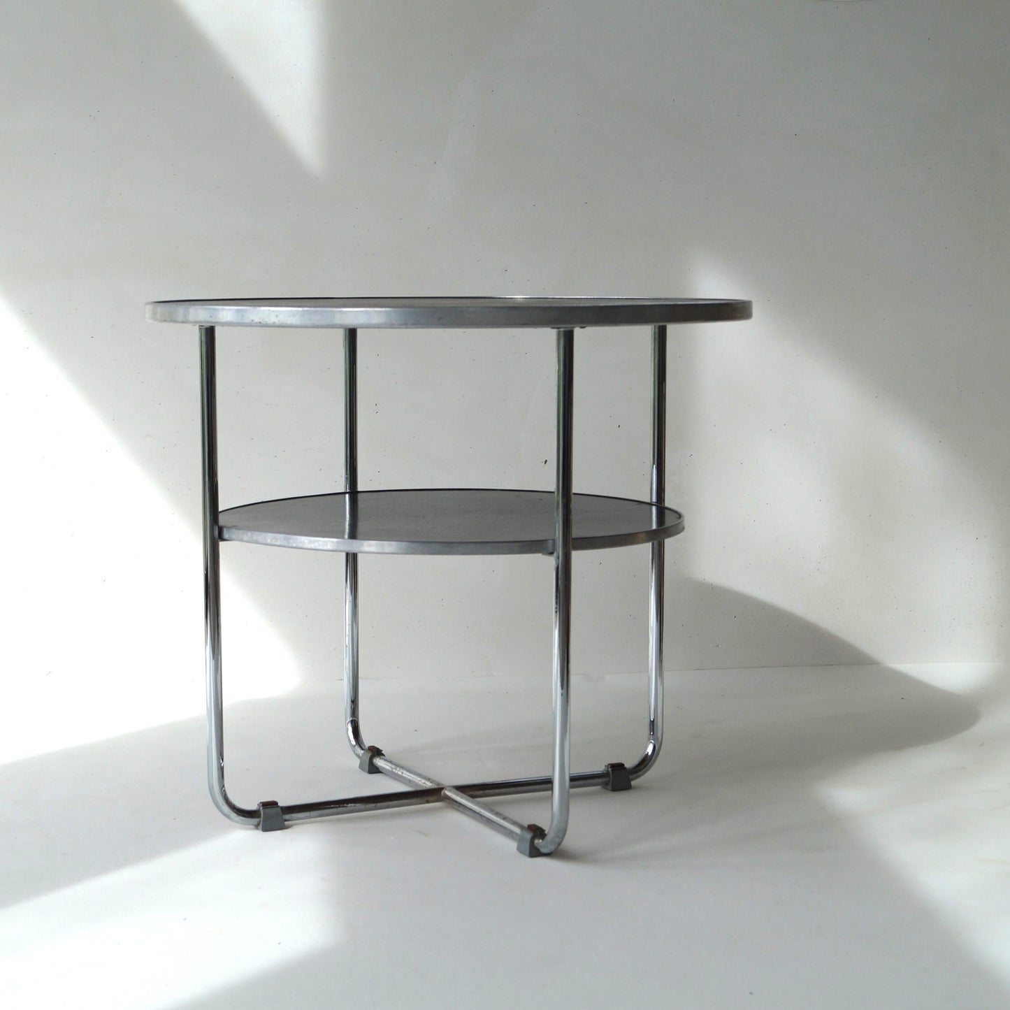 Bauhaus Two-Tiered Coffee Table Model 503, W.H.Gispen, 1930s Coffee Tables