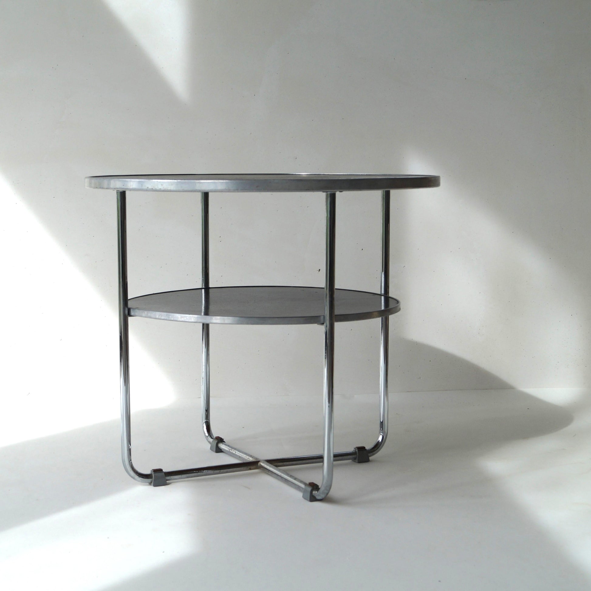 Bauhaus Two-Tiered Coffee Table Model 503, W.H.Gispen, 1930s Coffee Tables