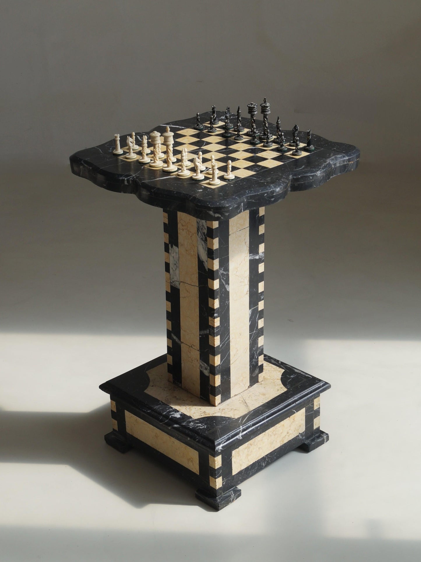 Belgian Art Deco Chess Table in Black and Honey-Toned Marble, 1920s Game Tables