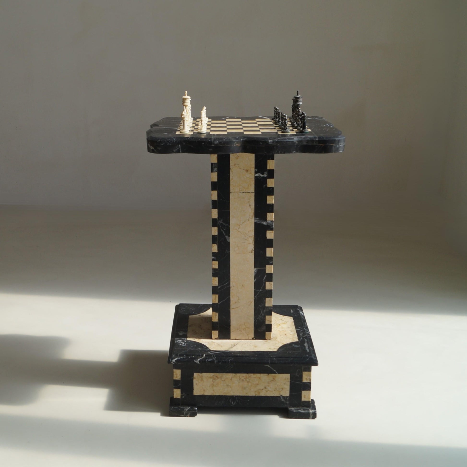 Belgian Art Deco Chess Table in Black and Honey-Toned Marble, 1920s Game Tables