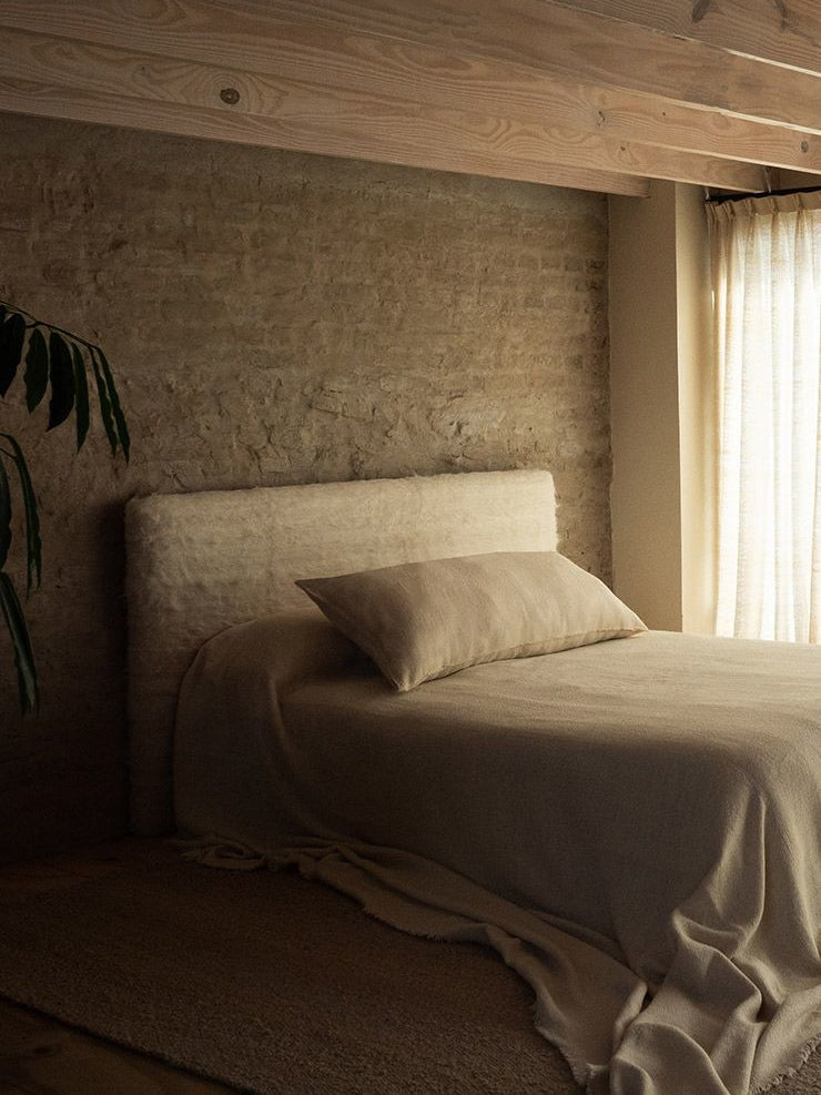 Otono Blanca Bolster Pillow - Light Texture Pillows