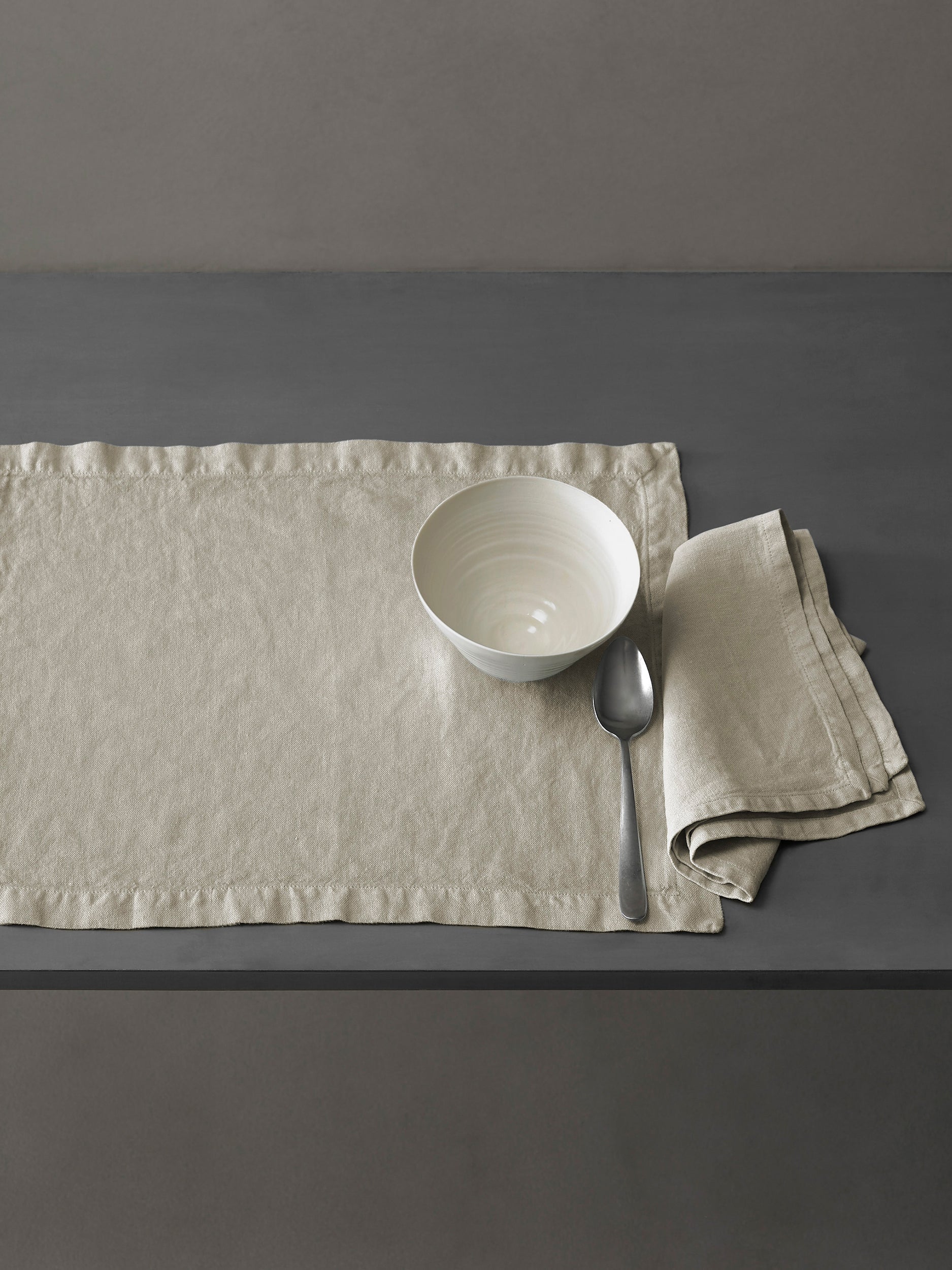 Bon Placemats Set 6 Pieces in Mastice by Society Limonta