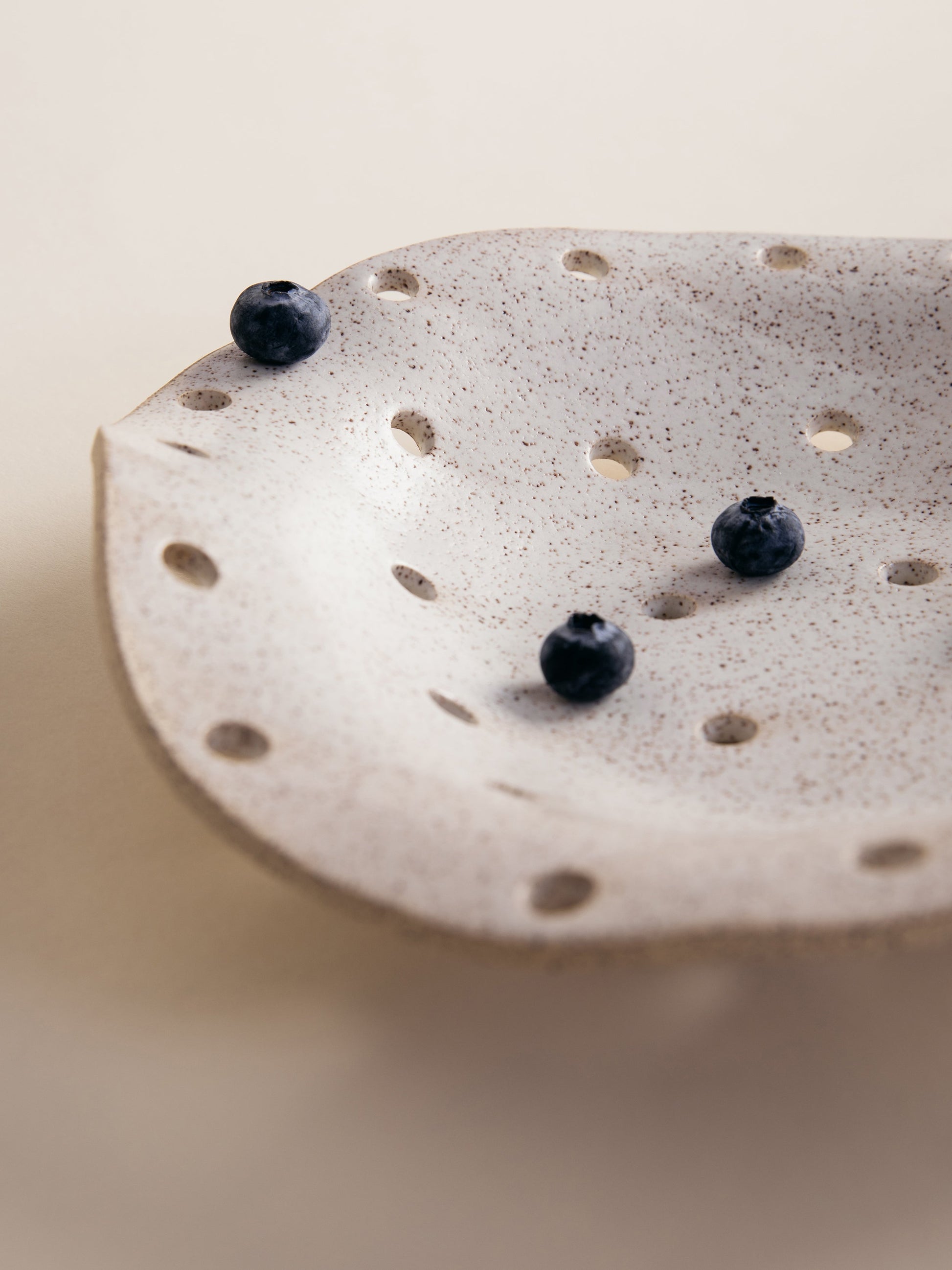 Bora Berry Bowl by SIN Serveware