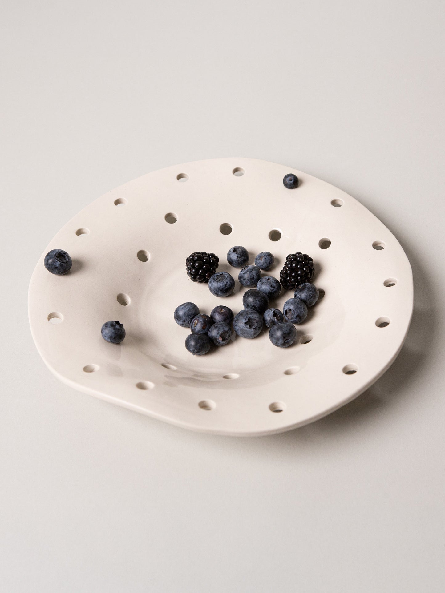 Bora Berry Bowl by SIN Serveware