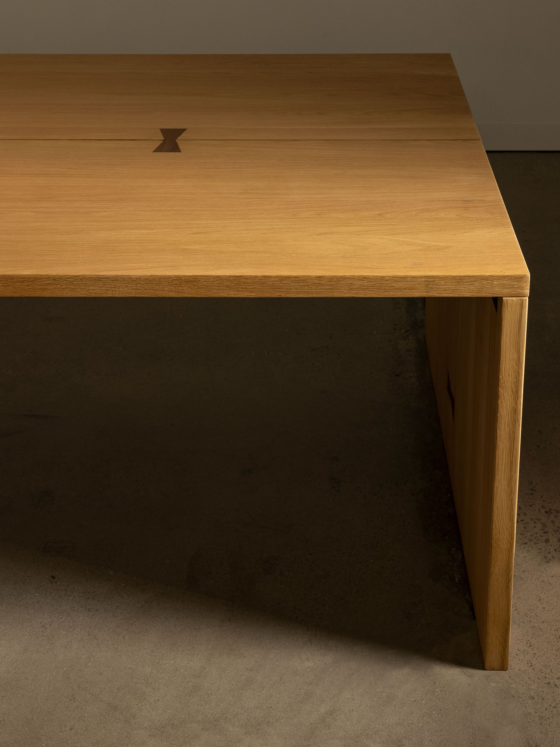 Bowtie Dining Table Dining Tables