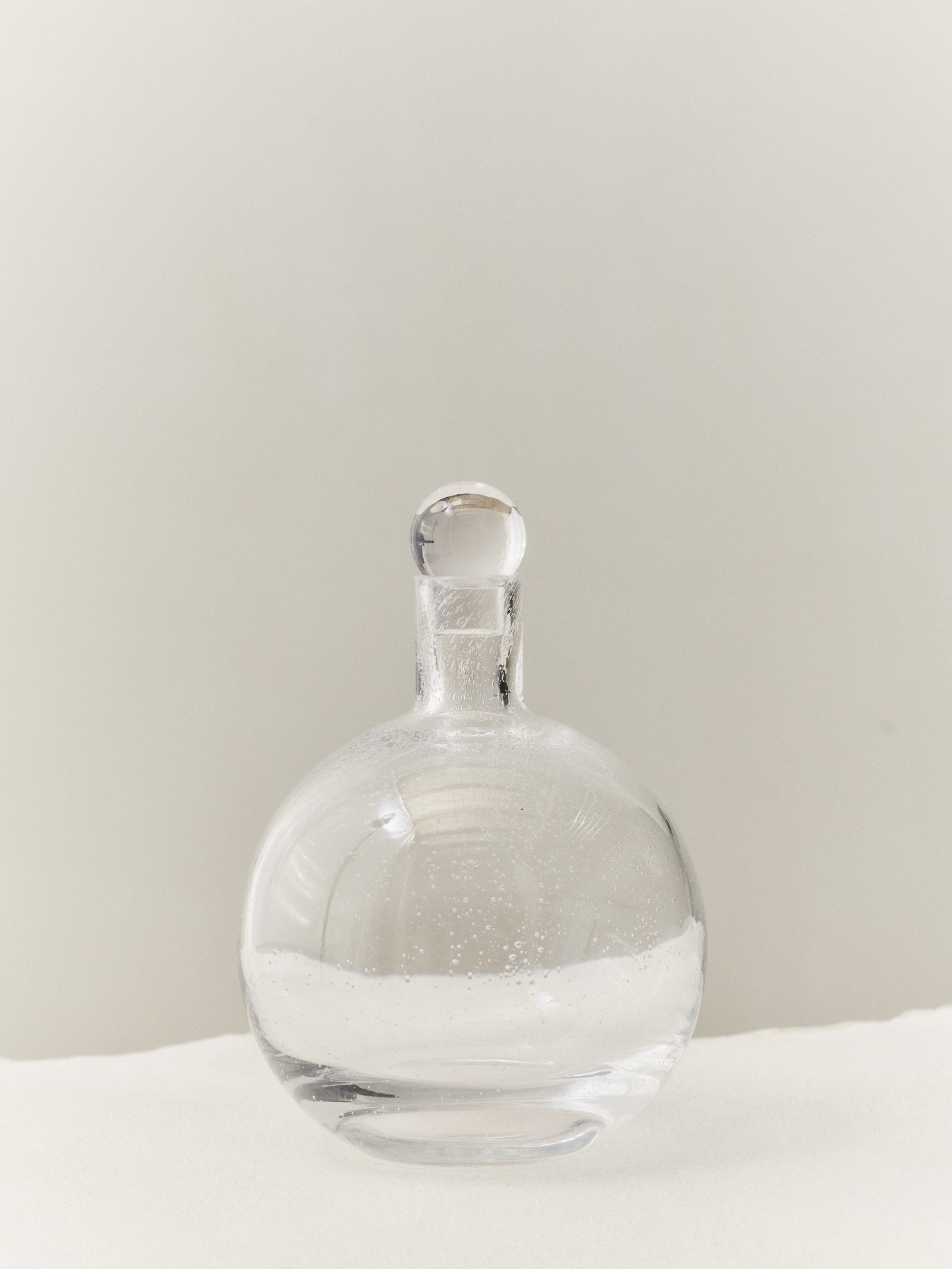 Bubble Glass Carafe - Round Serveware