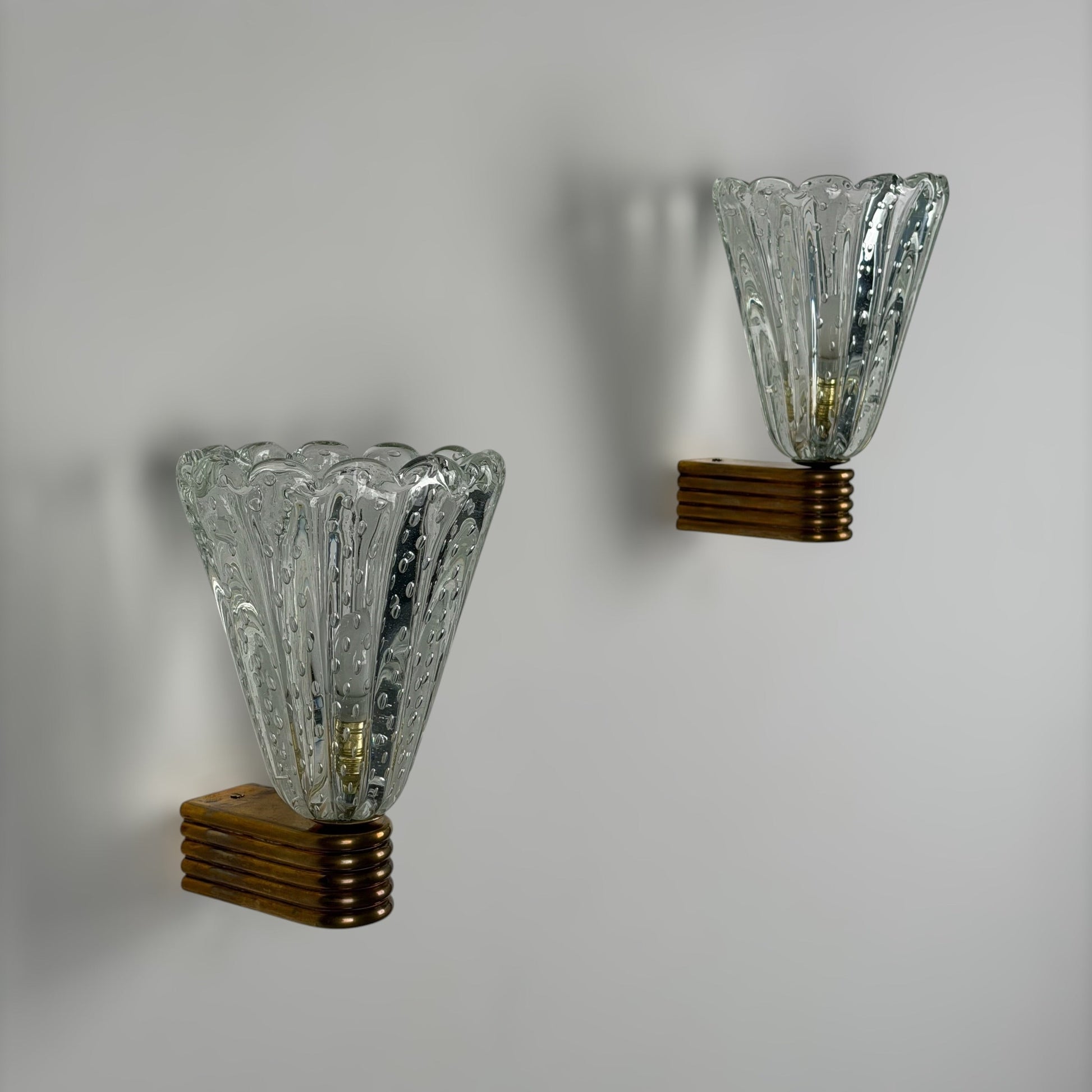 Pair of Monumental "Bullicante" Murano Glass Wall Lights by Ercole Barovier for Barovier & Toso, 1940s Sconces