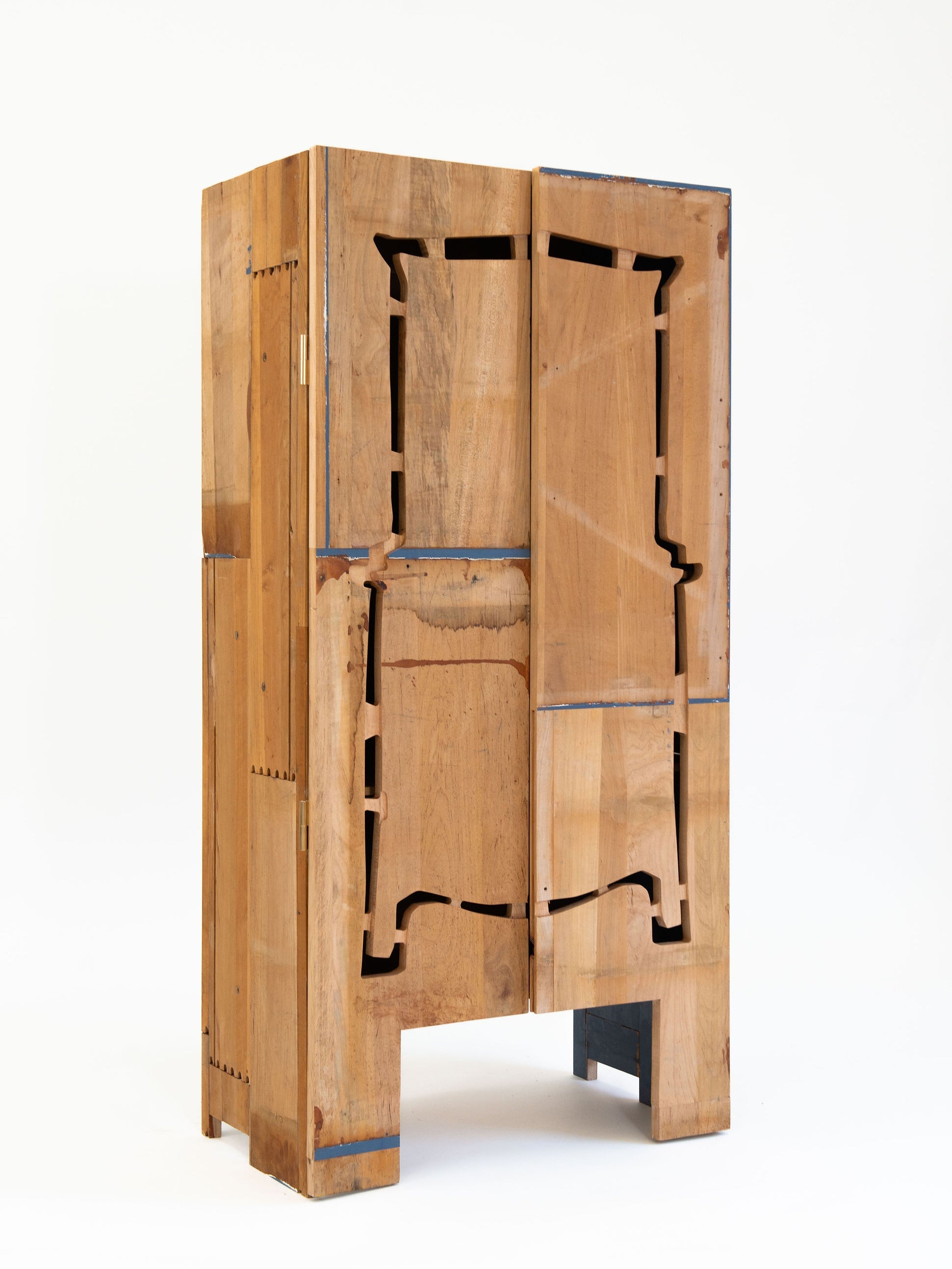 Cabinet No.1 by Yuxuan Huang Cabinets