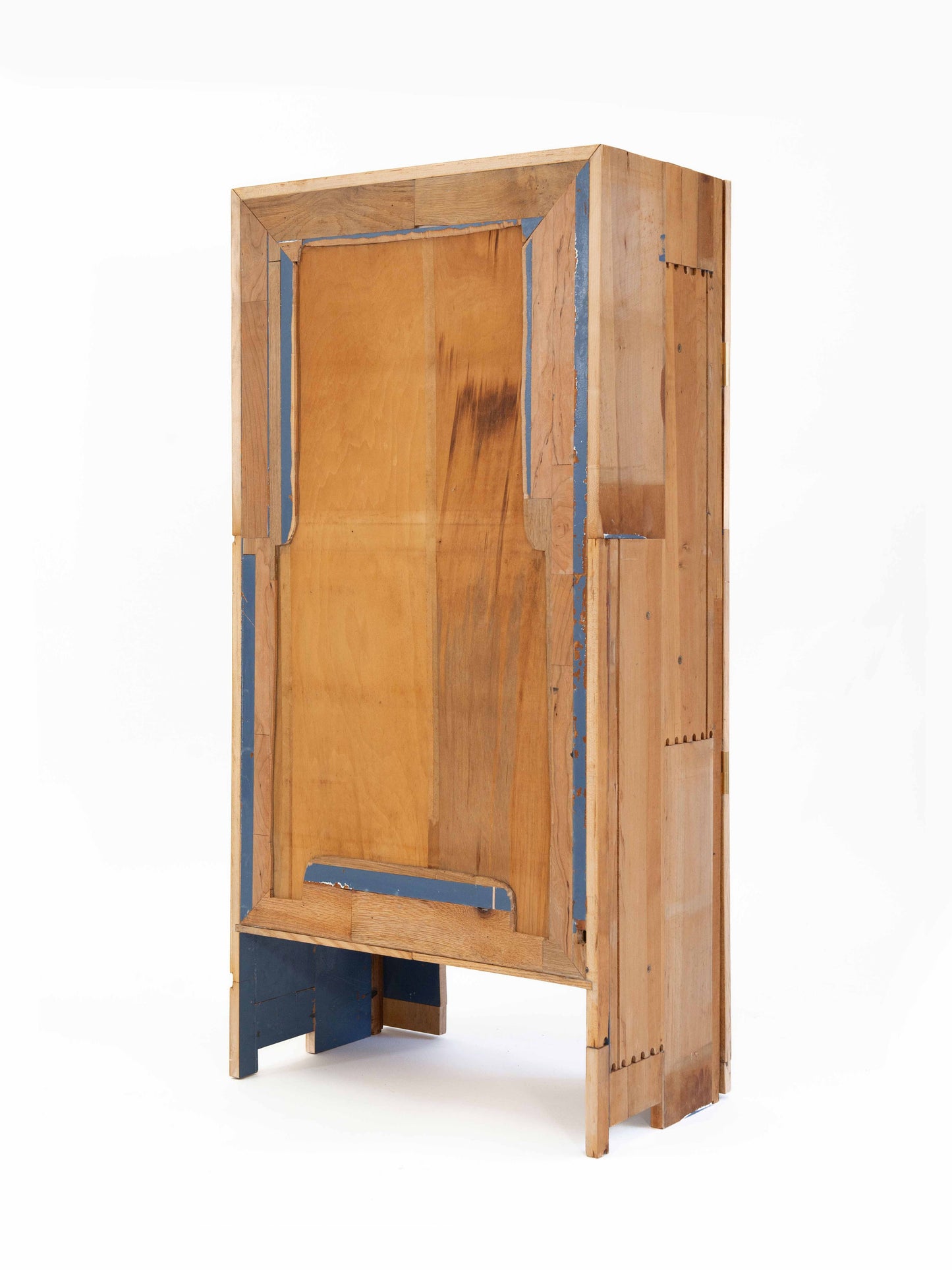 Cabinet No.1 by Yuxuan Huang Cabinets