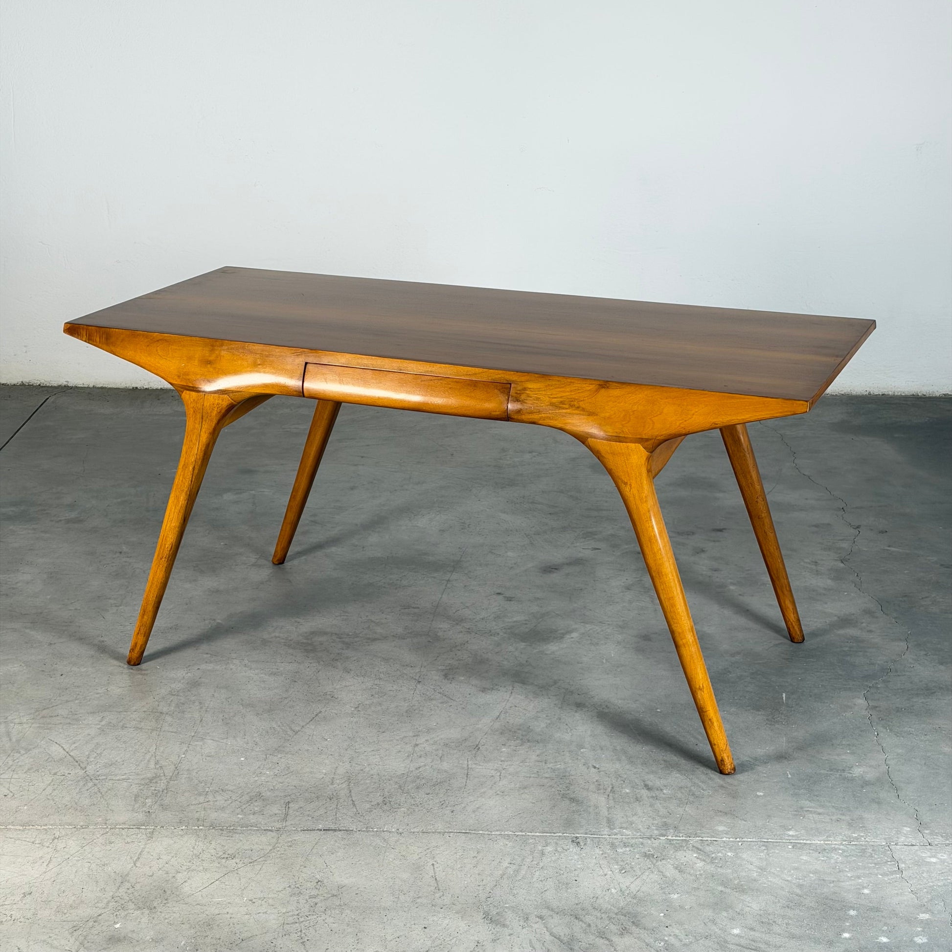 Carlo De Carli Sculptural Writing Desk in Walnut, Italy, 1950s Desks