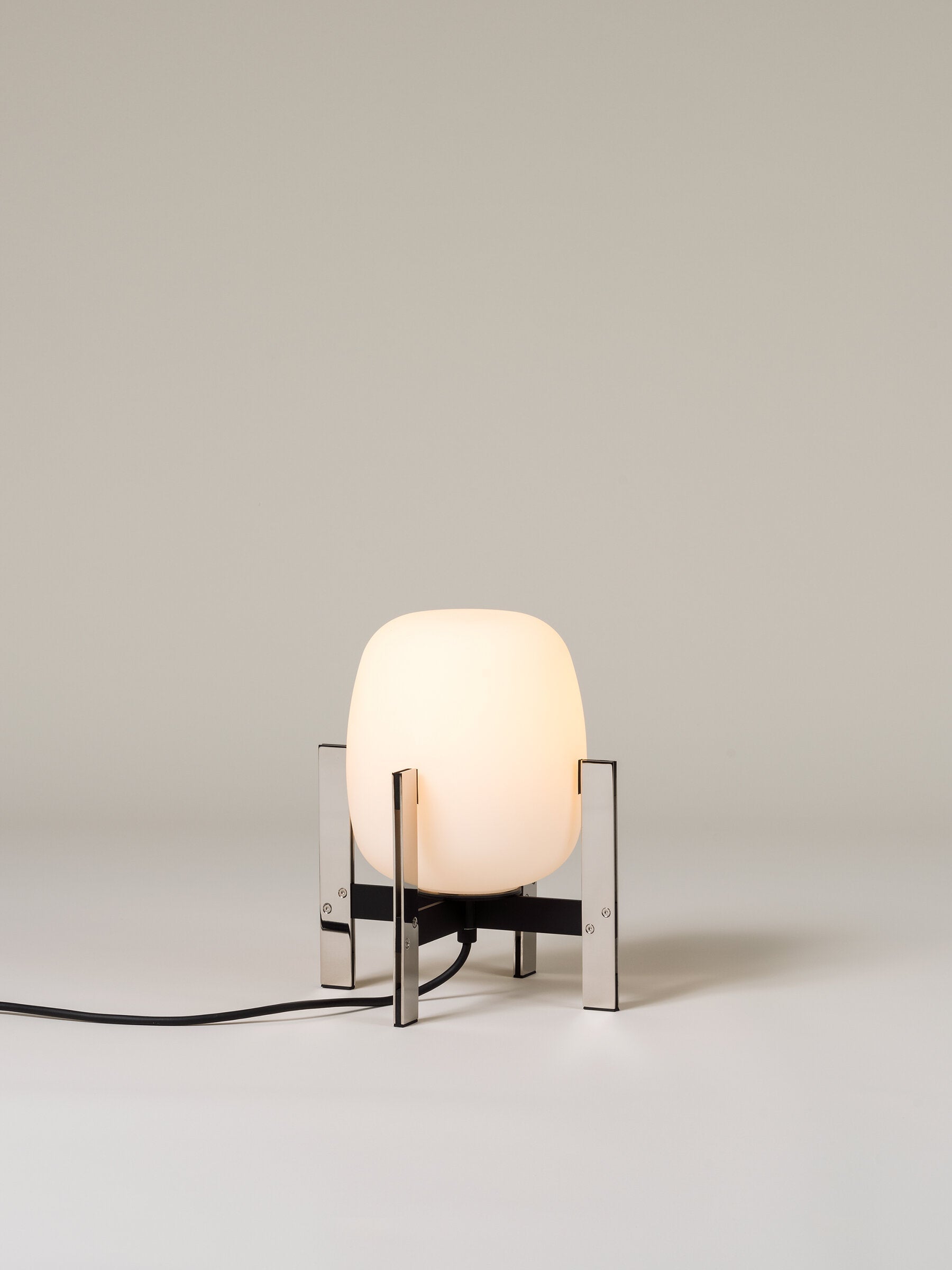 Cestita Metalica Table Lamp Table Lamps