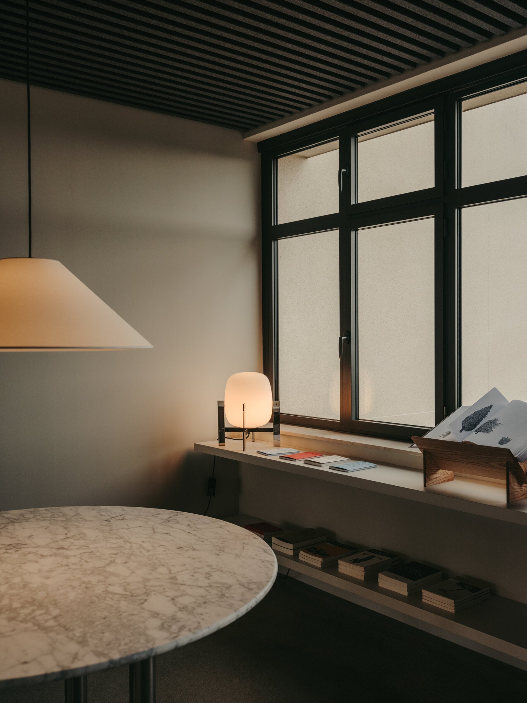 Cestita Metalica Table Lamp Table Lamps