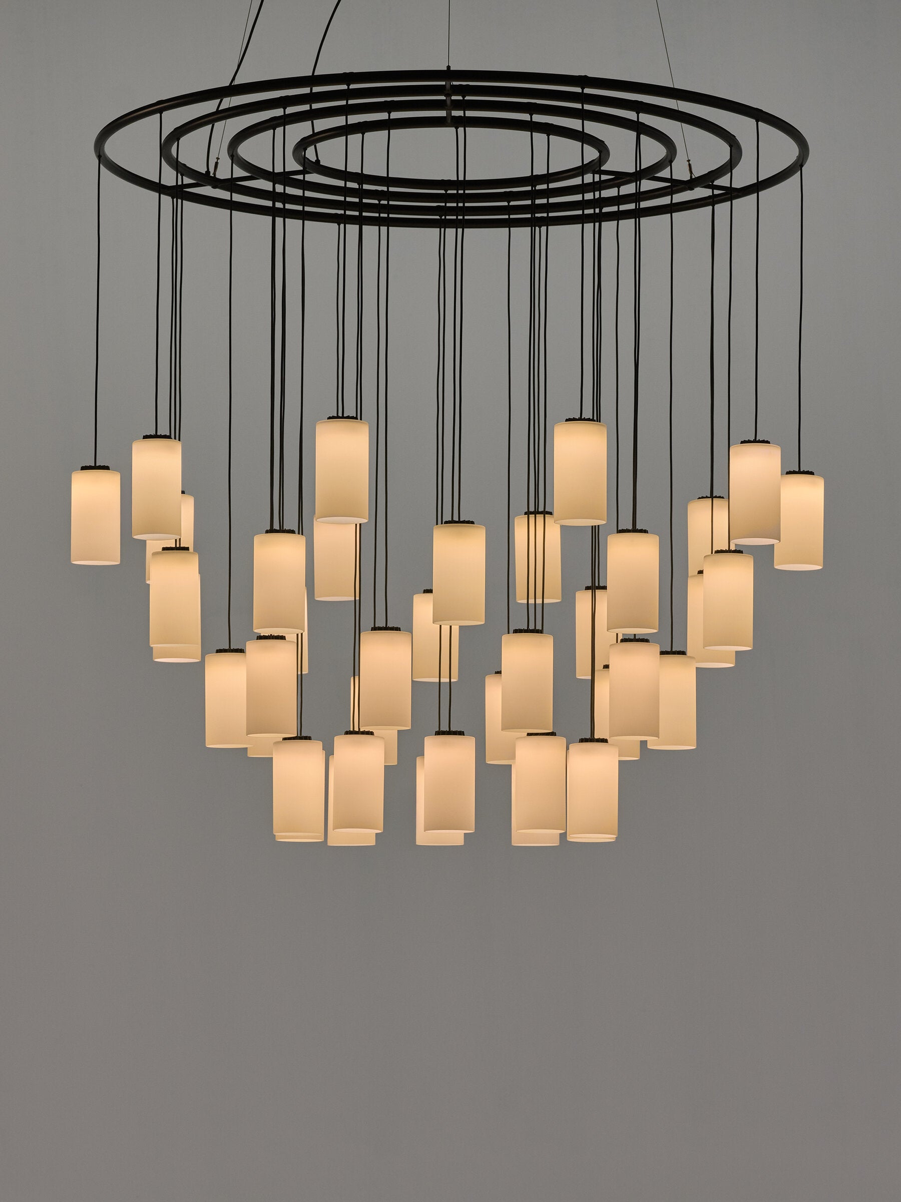 Cirio Chandelier Chandeliers
