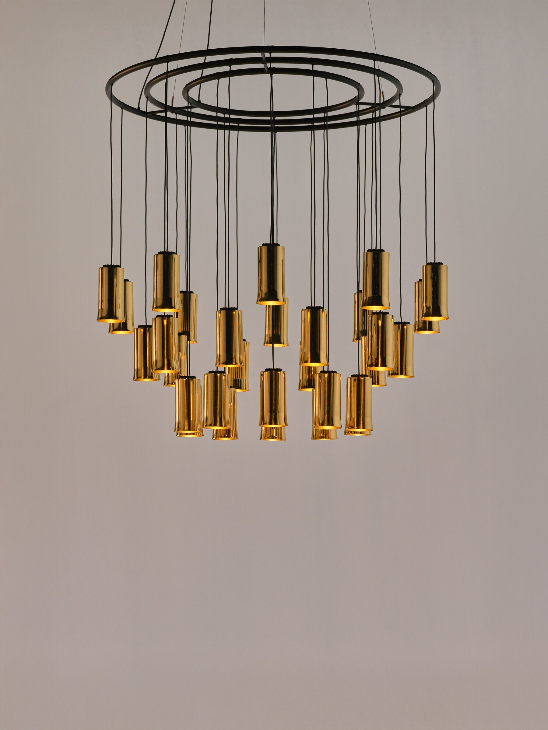 Cirio Chandelier Chandeliers