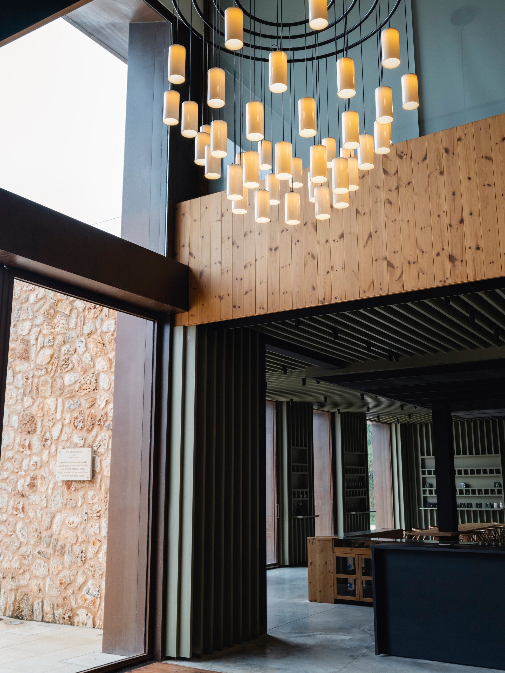 Cirio Chandelier Chandeliers