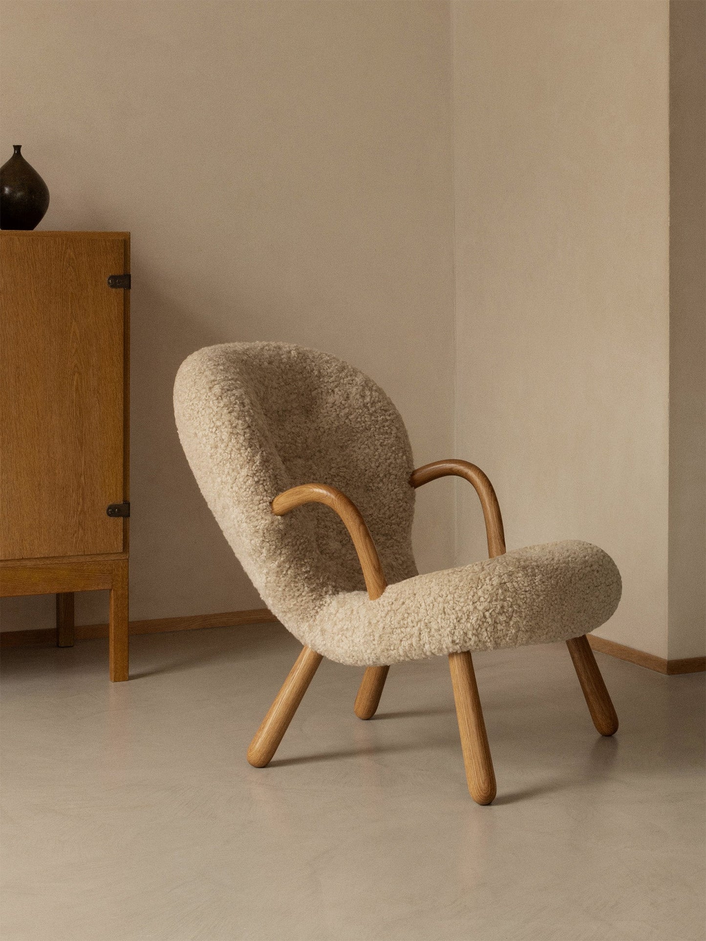 Clam Chair by Arnold Madsen Chairs