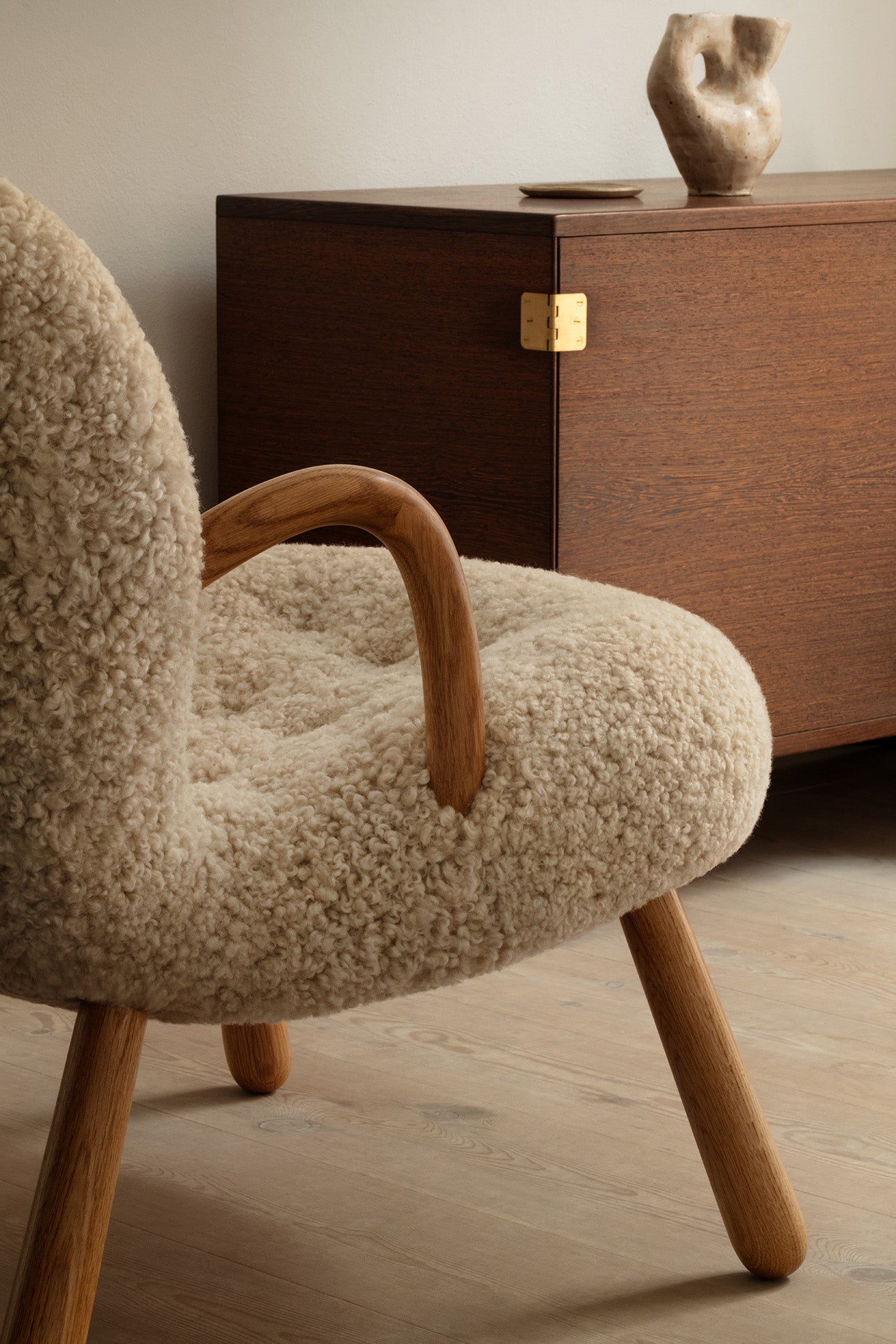 Clam Chair by Arnold Madsen Chairs