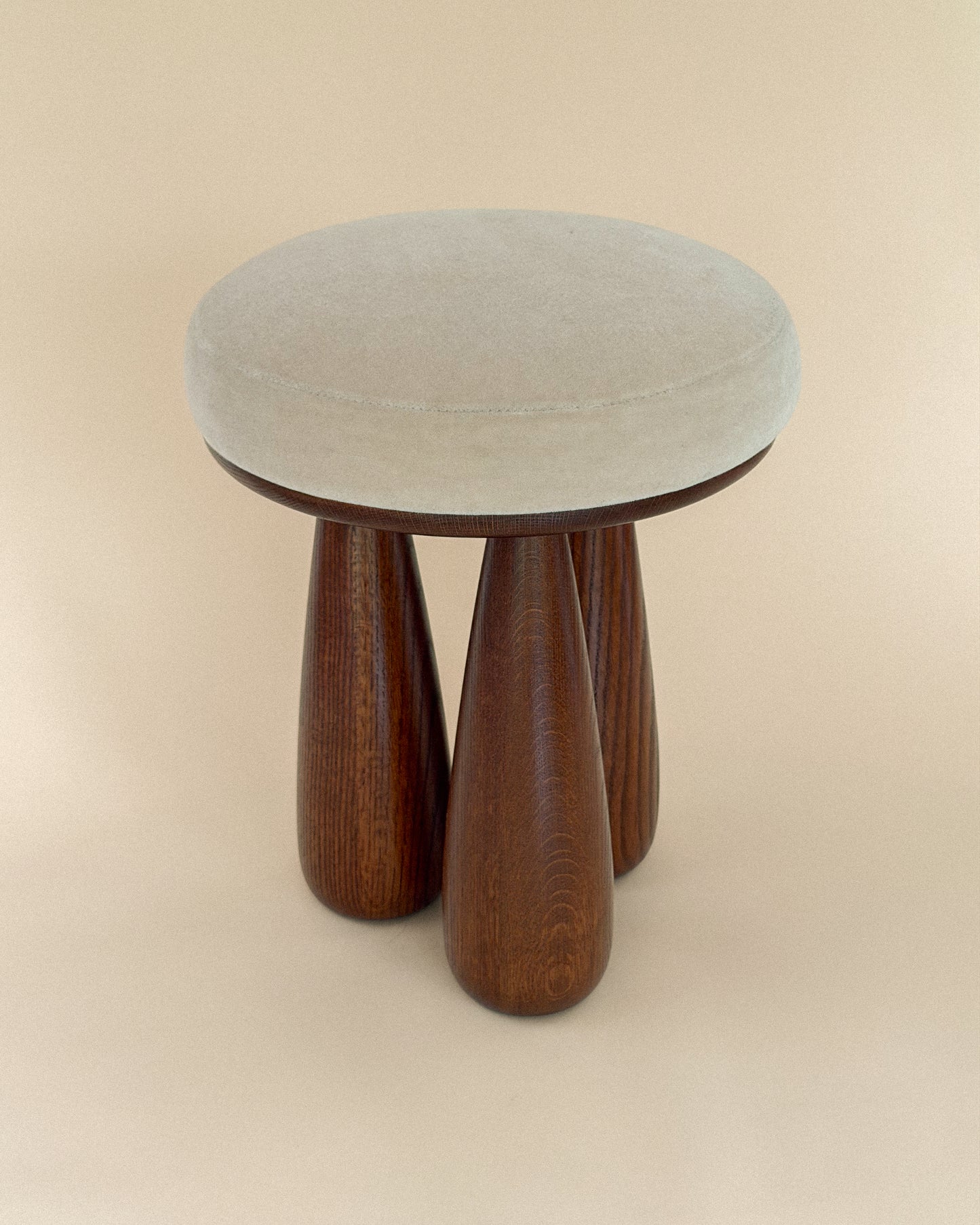 Rue Stool par Claude Home x Studio Sam Klemick