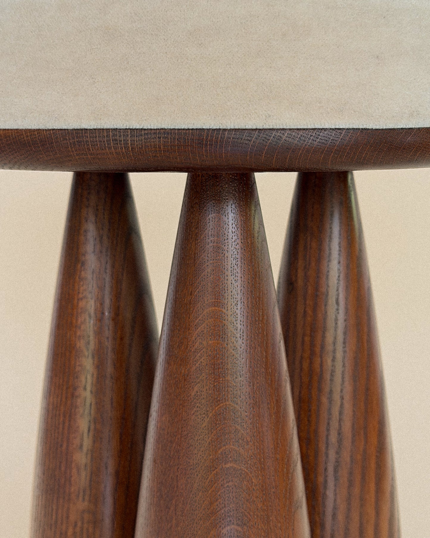 Rue Stool par Claude Home x Studio Sam Klemick