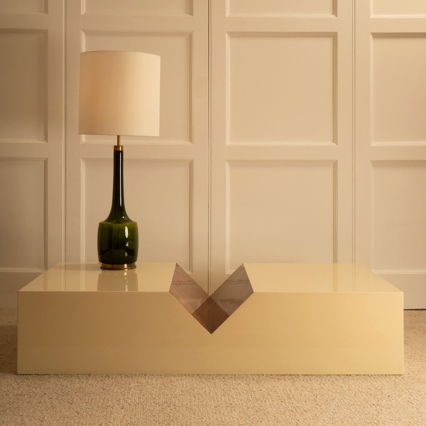 Coffee Table / Magazine Rack Coffee Tables