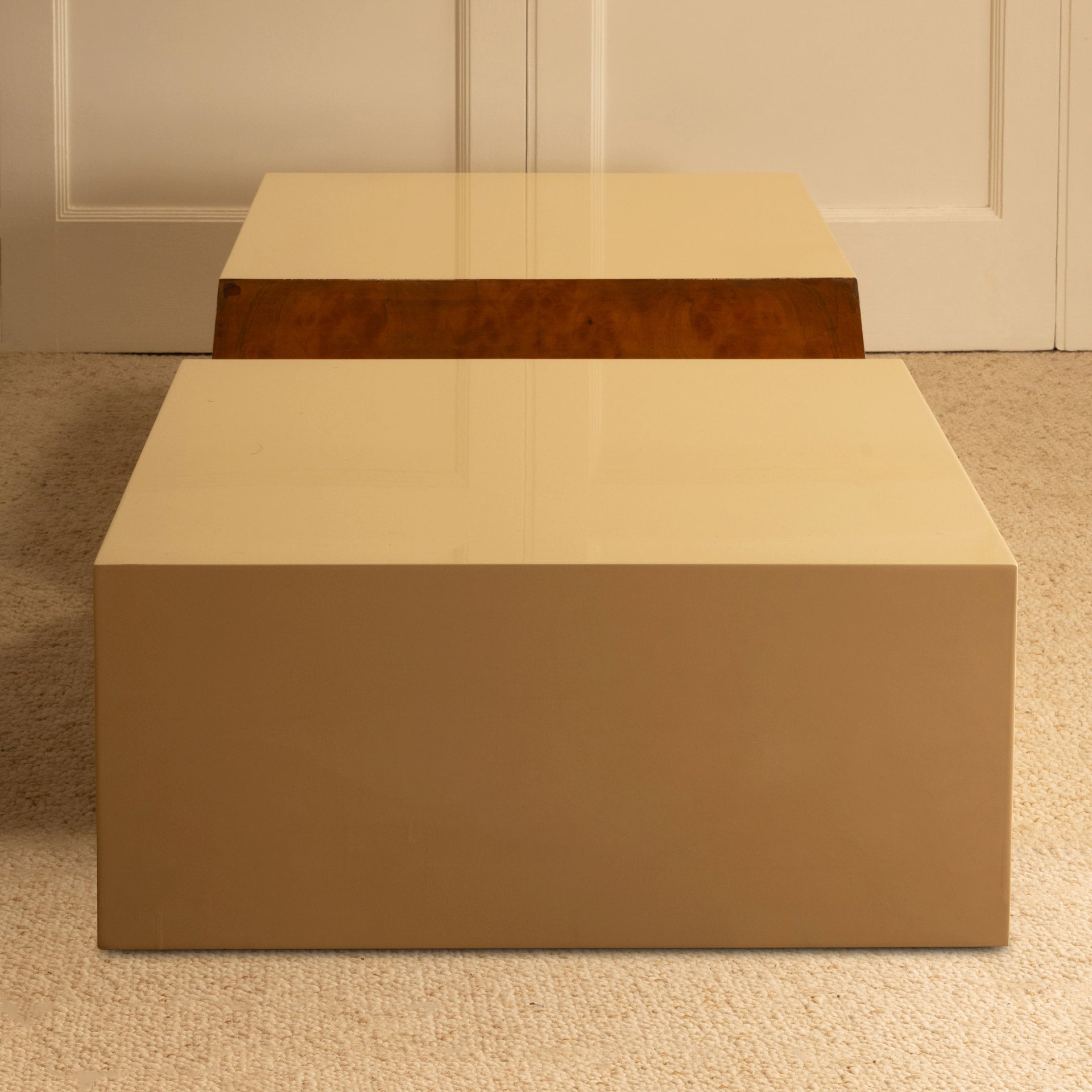 Coffee Table / Magazine Rack Coffee Tables