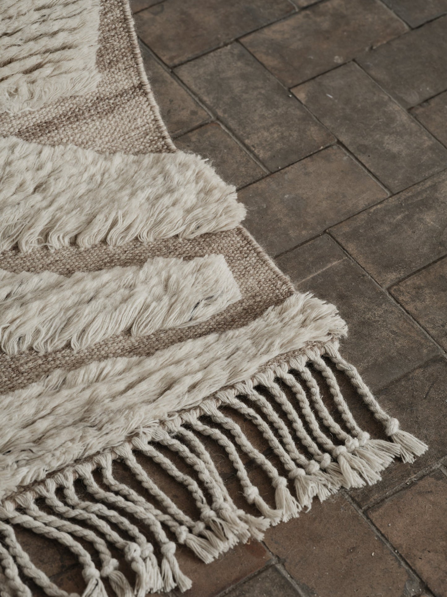 Colonnade No.01 Rug by Cappelen Dimyr