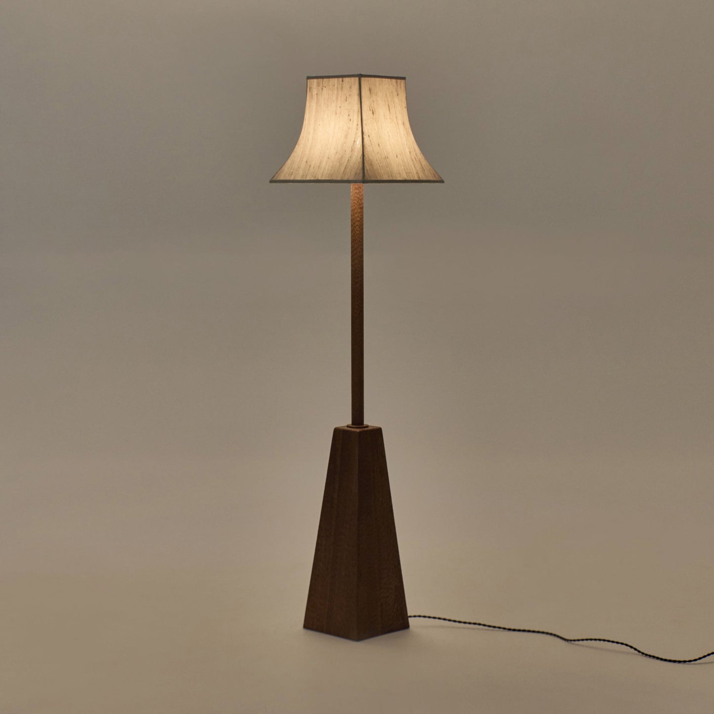 Coquete Floor Light in Oak Wood Floor Lamps