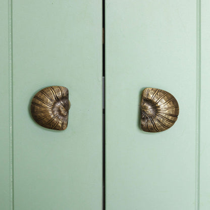 Cove Knob by Hastshilp Hardware