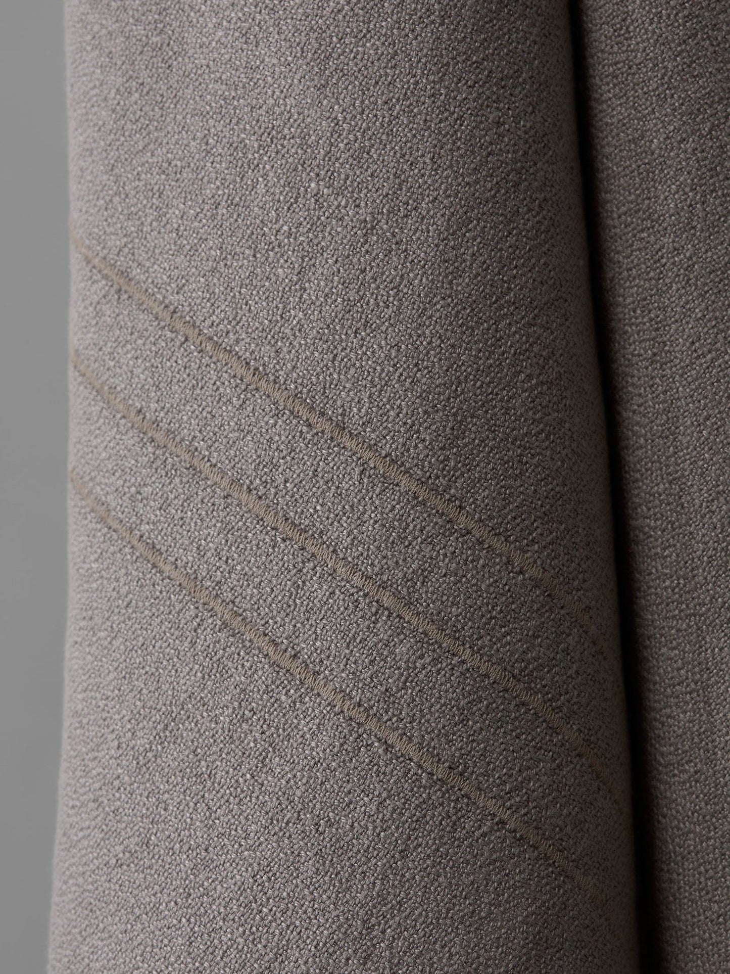 Crel Bath Towel in Fumo by Society Limonta