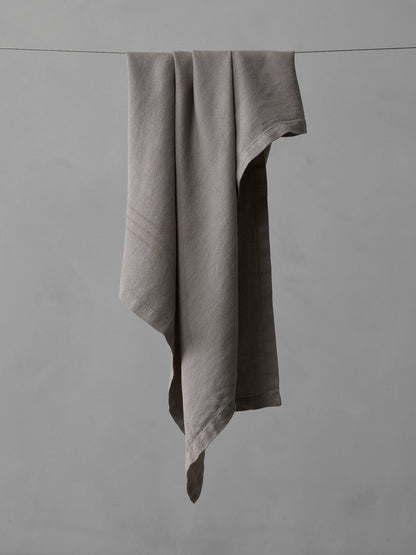 Crel Bath Towel in Fumo by Society Limonta