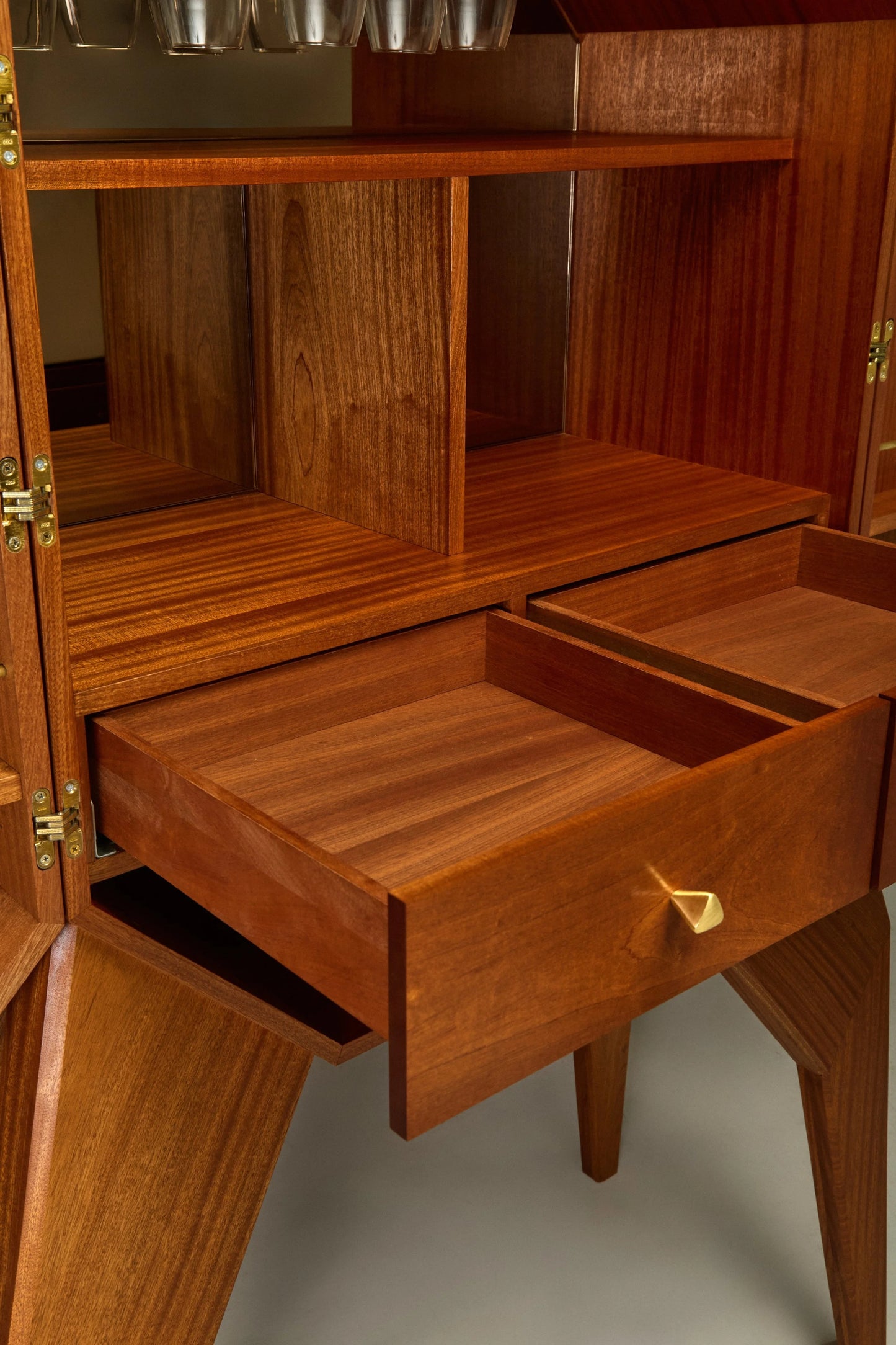 Das Bar Cabinet Bar Cabinets