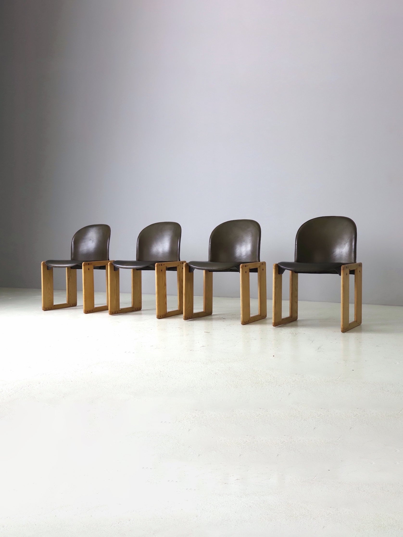 Dialogo' Set of 4 Dining Chairs by Afra & Tobia Scarpa Dining Chairs