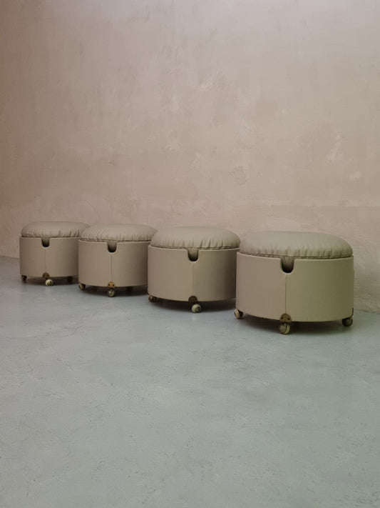 Dilly Dally Poufs by Luigi Massoni for Poltrona Frau, 1968 Ottomans