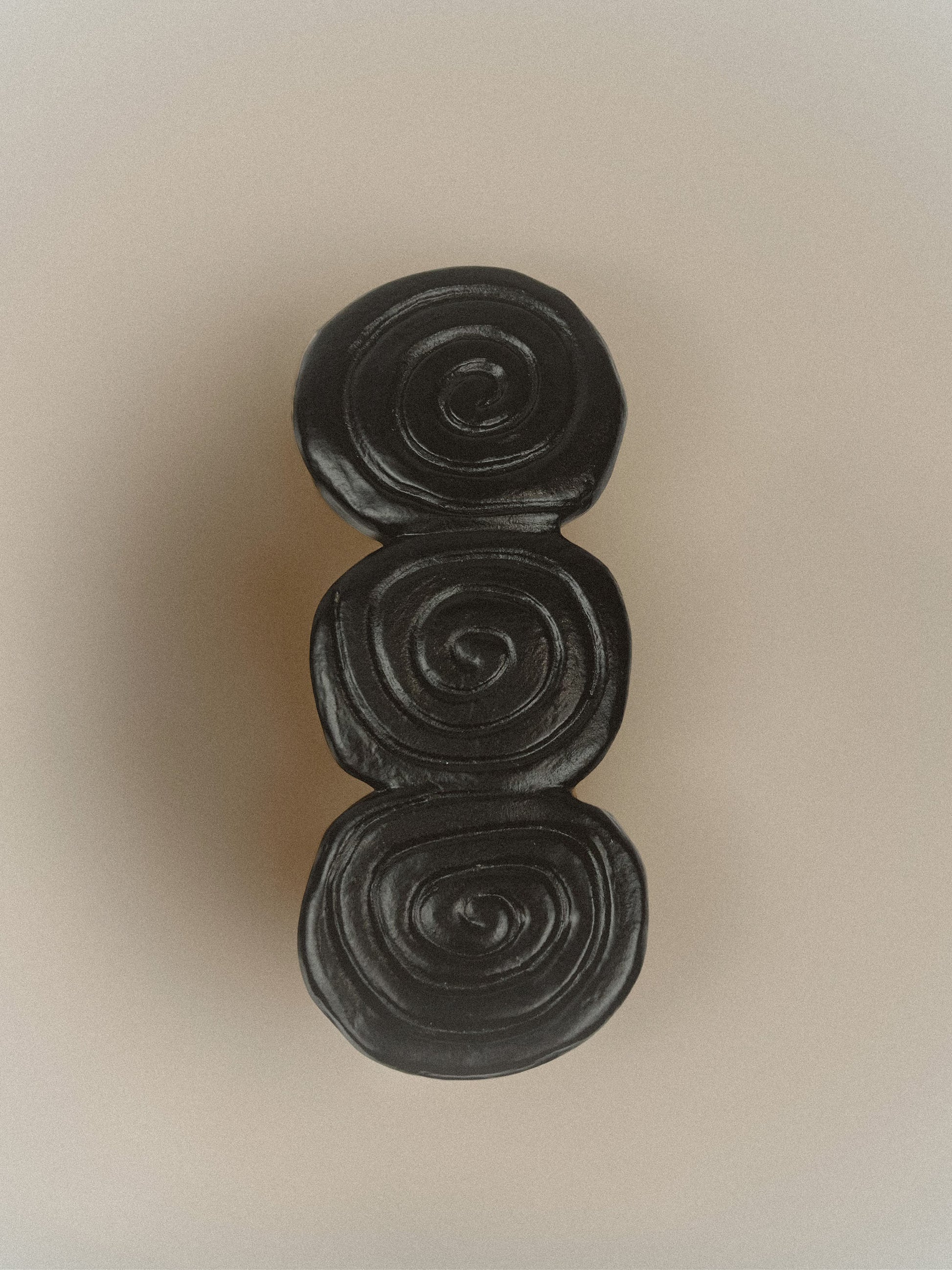 Dominga Triple Pull Hardware