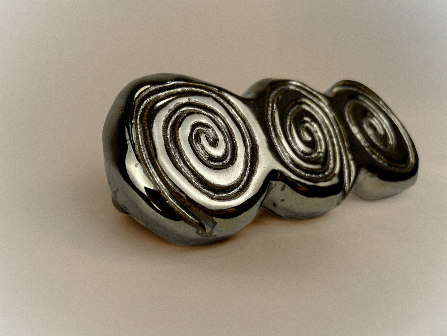 Dominga Triple Pull Hardware