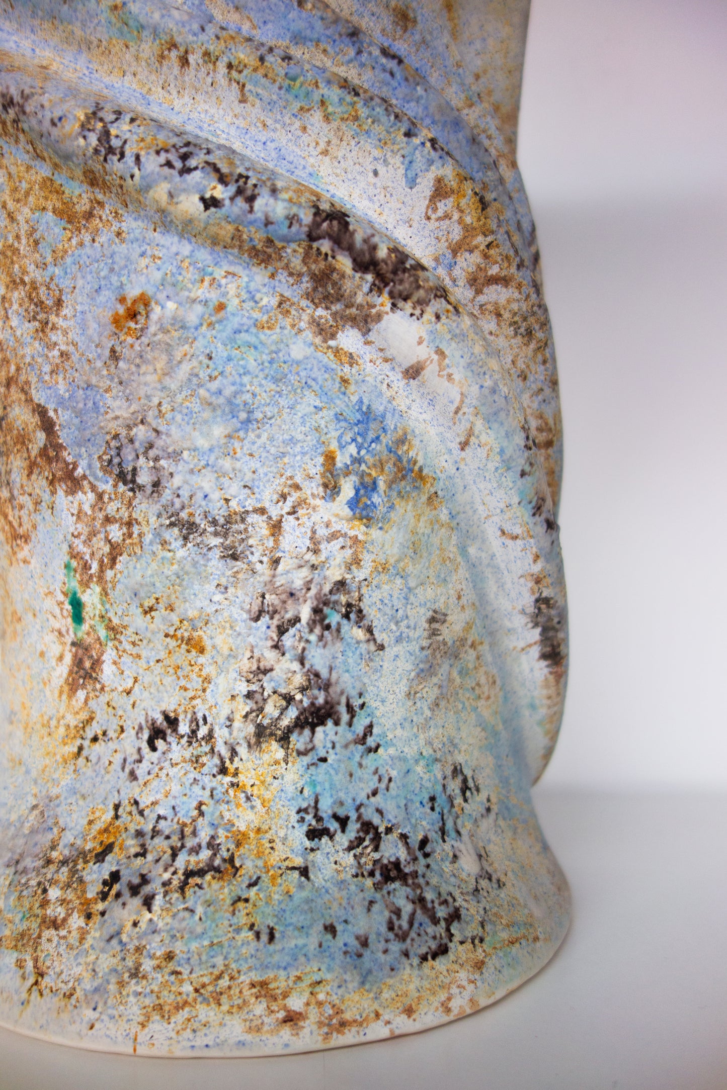 Donne in Movimento Vase - Blue, 2024 Vases
