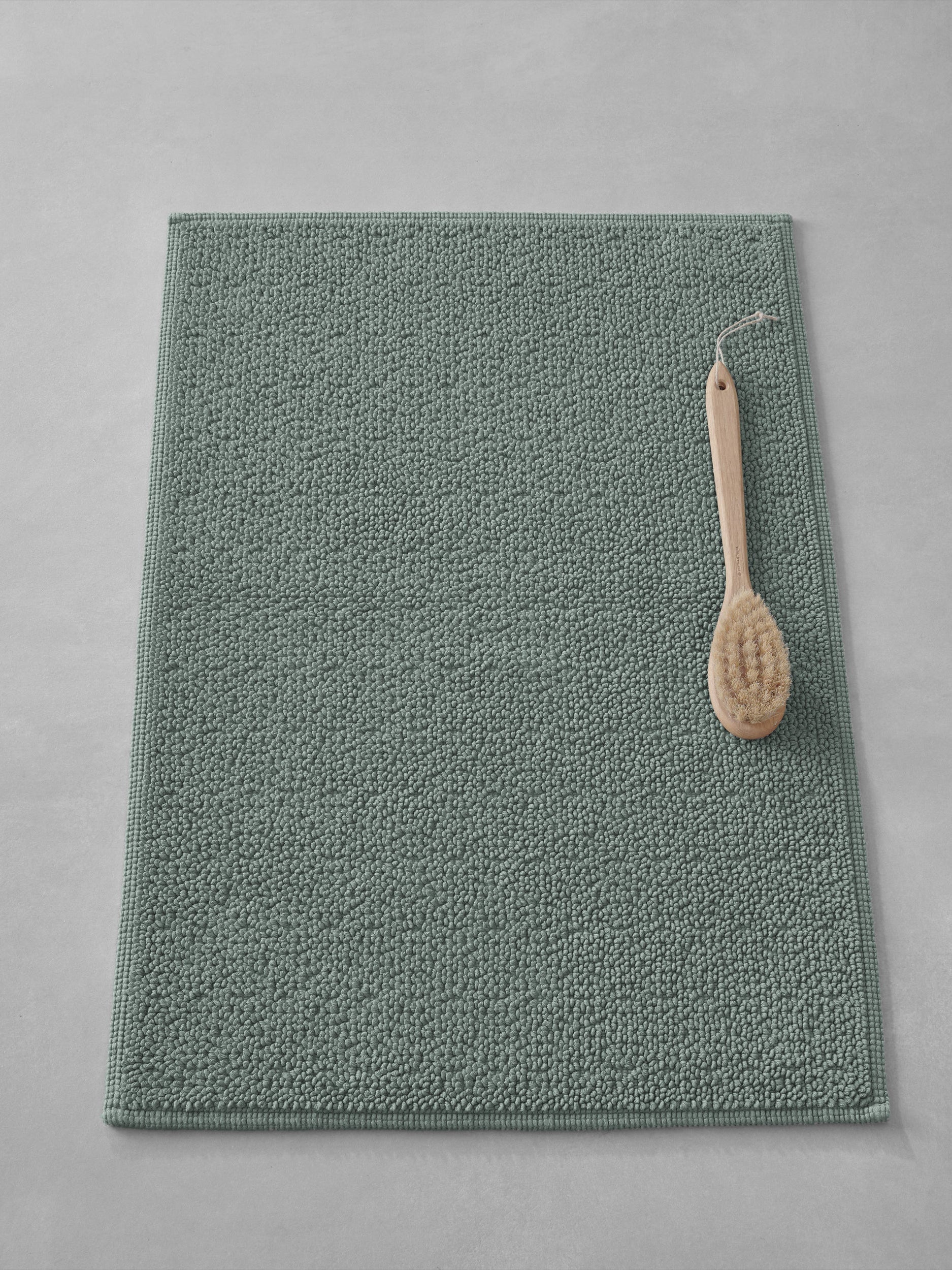 Doux Bath Mat in Crab by Society Limonta
