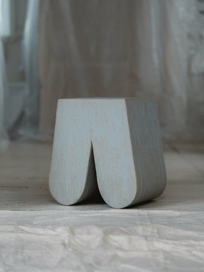 Doux U III End Tables