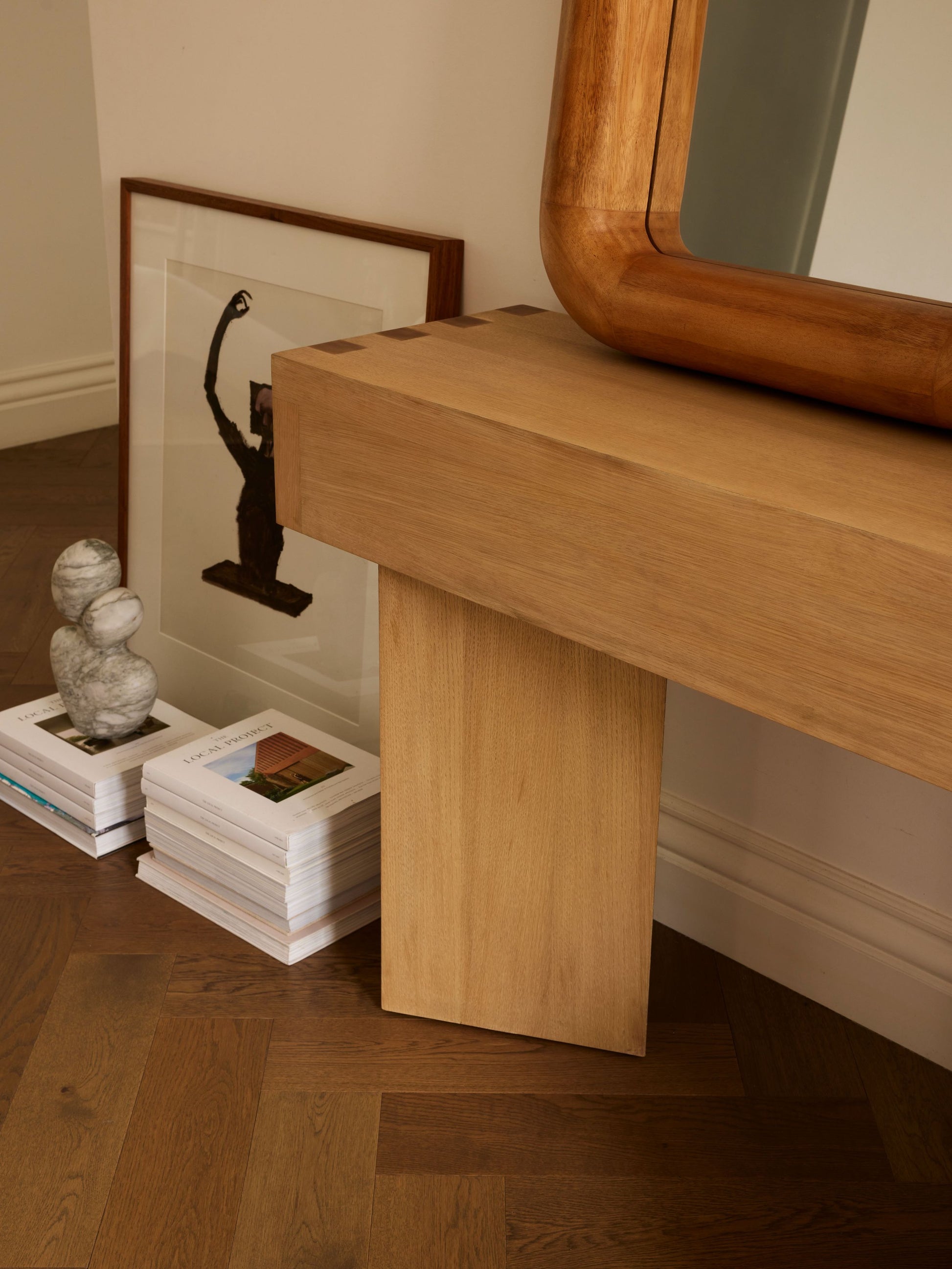 Dovetail Console Consoles