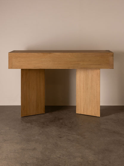 Dovetail Console Consoles