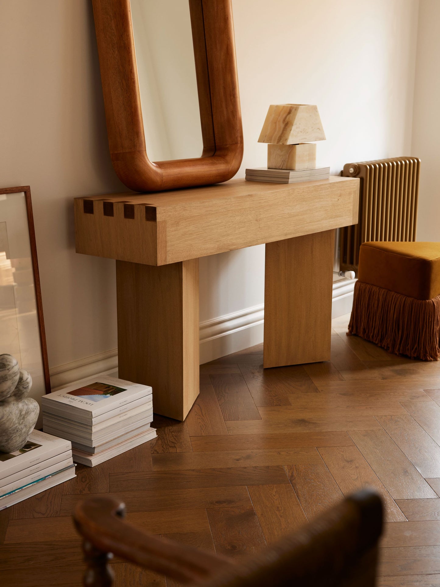 Dovetail Console Consoles