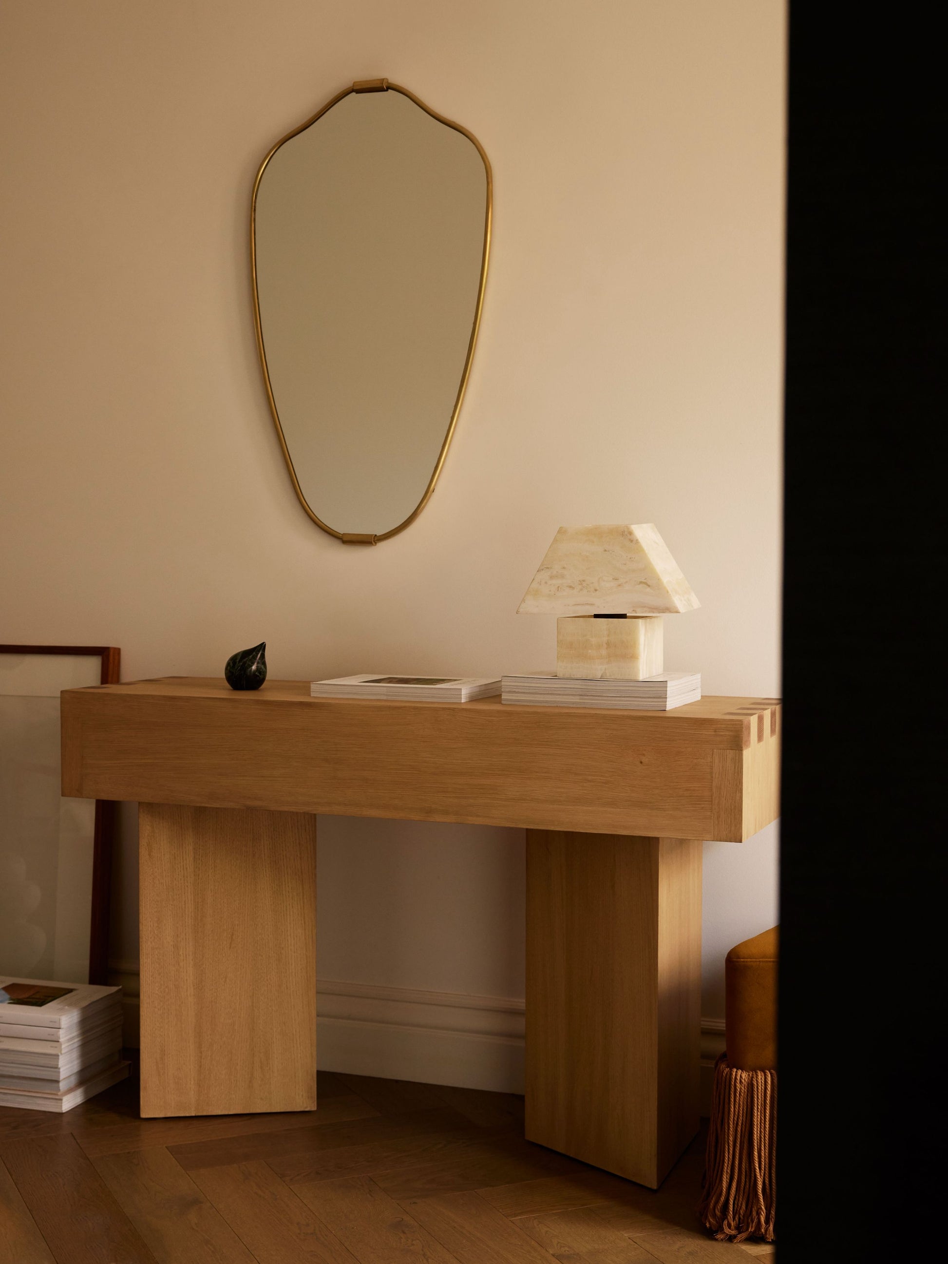 Dovetail Console Consoles