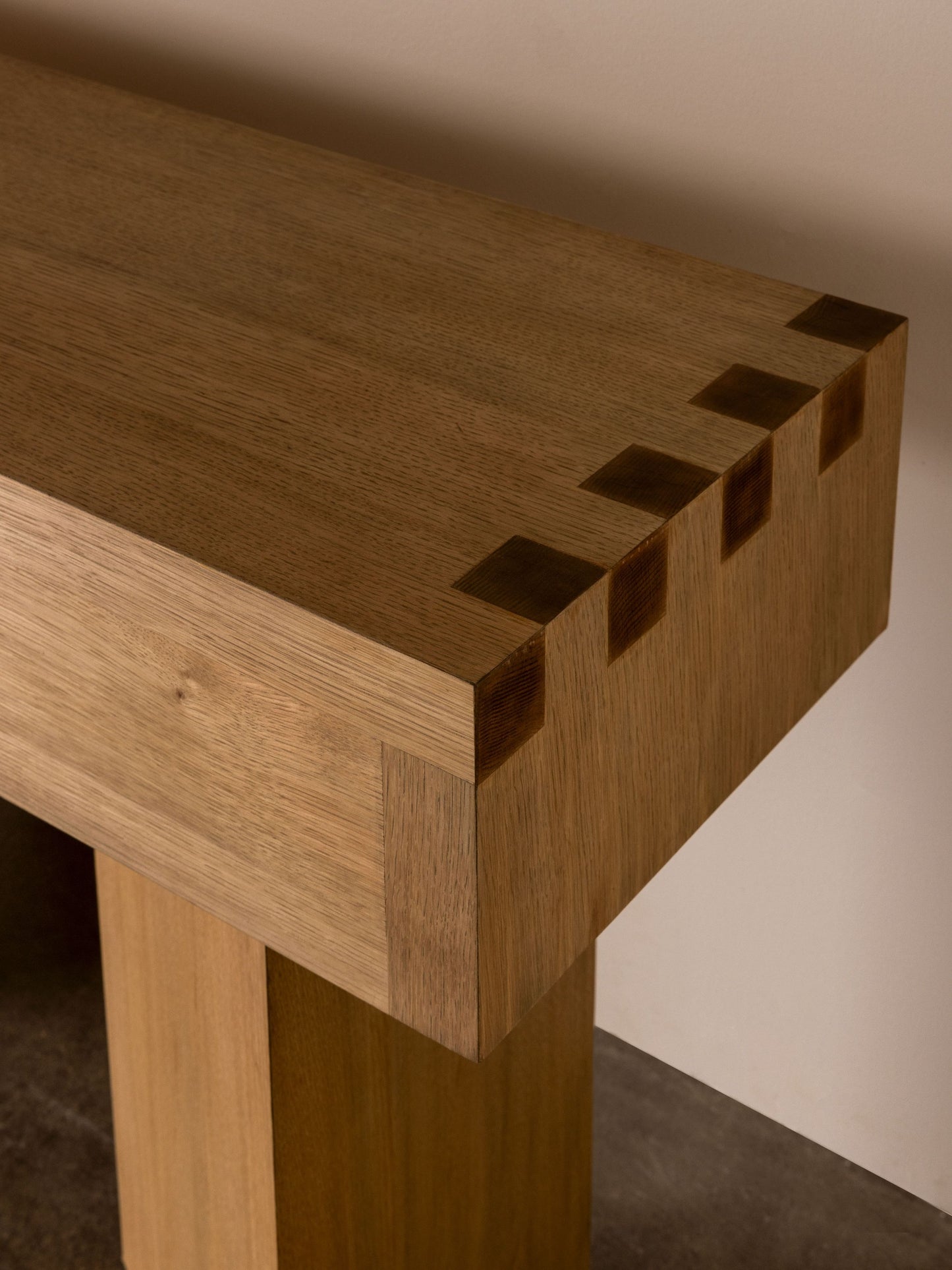 Dovetail Console Consoles
