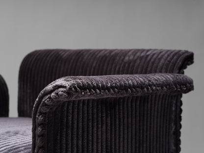 Dry Kiss Lounge Chair Chairs