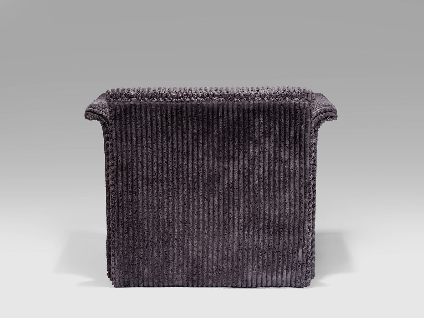 Dry Kiss Lounge Chair Chairs