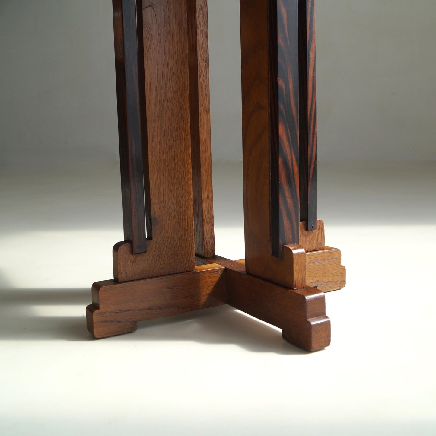 Dutch Art Deco Accent Table NR.288 by P.E.L. Izeren for Genneper Molen, 1920s End Tables