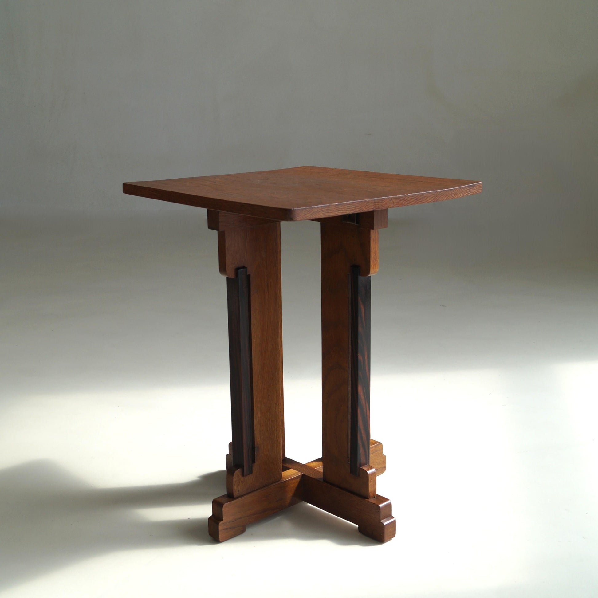 Dutch Art Deco Accent Table NR.288 by P.E.L. Izeren for Genneper Molen, 1920s End Tables