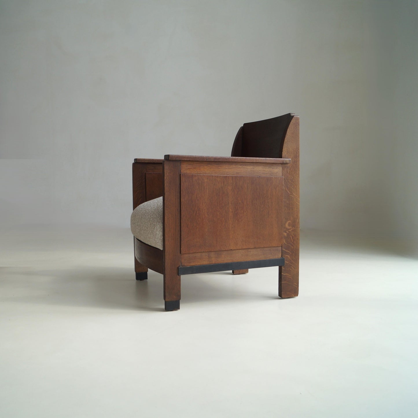 Dutch Art Deco Armchair, Oak, Modernist Design, 1920s, Netherlands Chairs