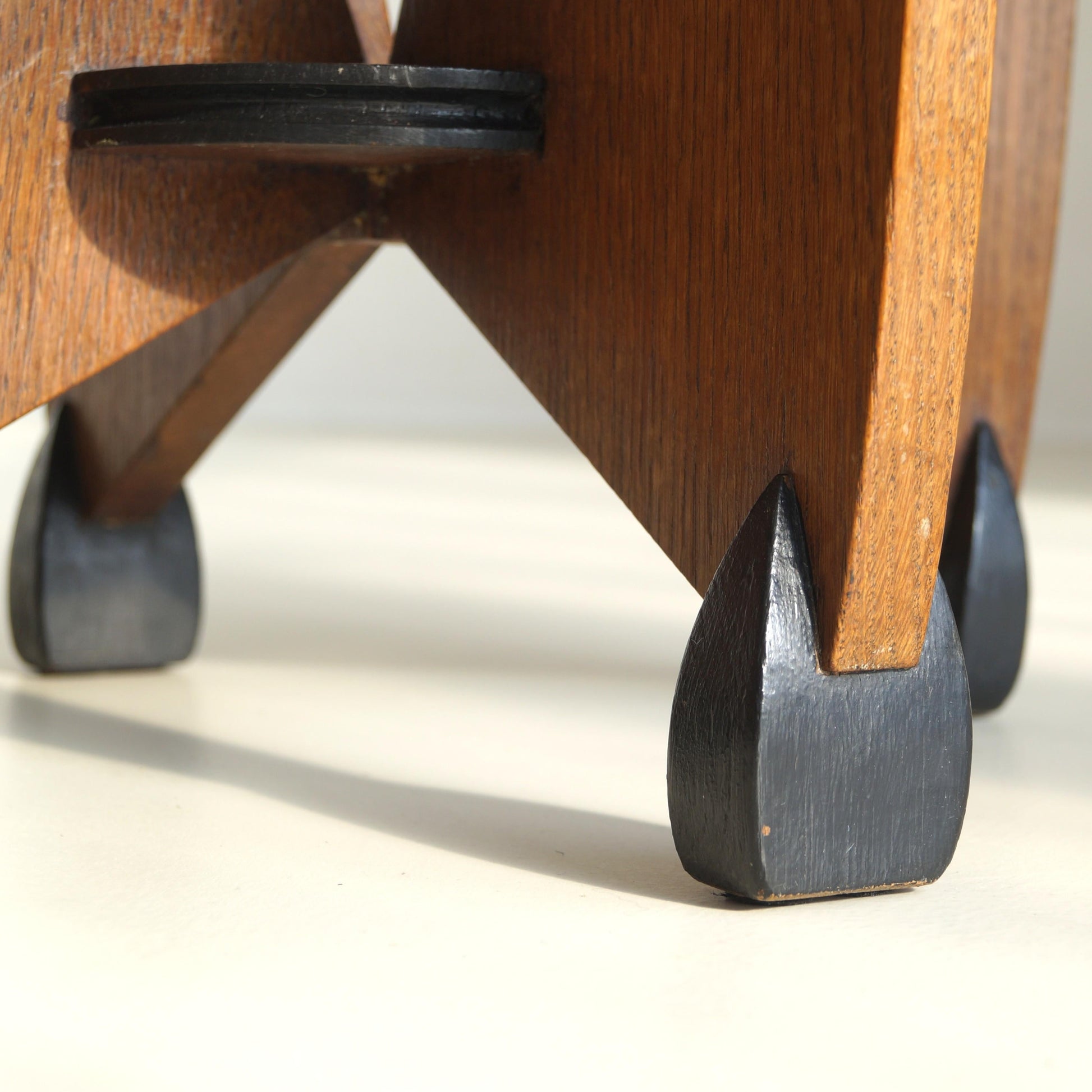 Dutch Art Deco Curvy Amsterdam School Accent Table by J.J. Zijfers, 1920s End Tables