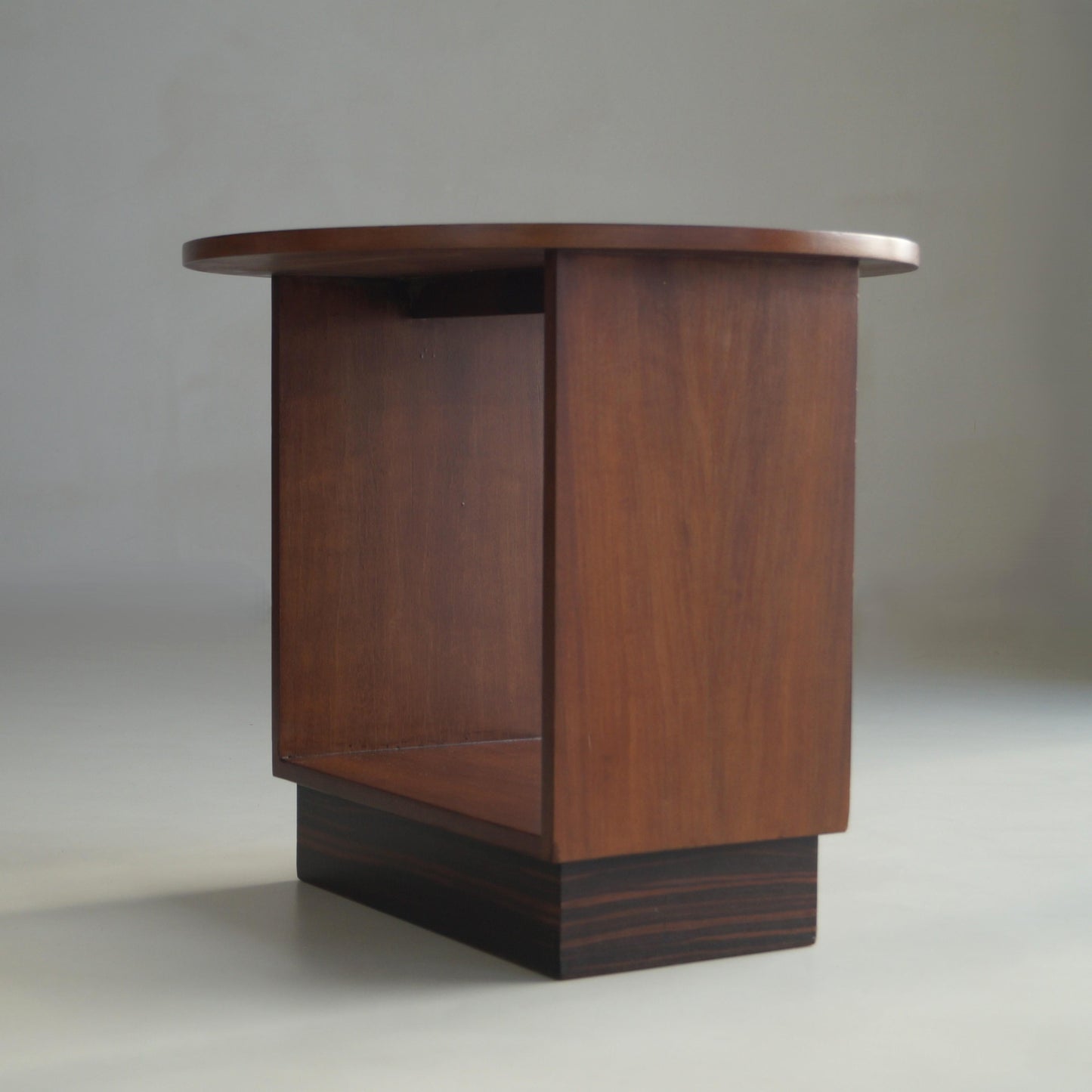 Dutch Art Deco Haagse School Modernist Occasional Table or Side Table, 1920s End Tables